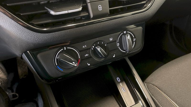 Škoda Scala (2025) Selection 1.0 TSI 85kW - fotka 24 z 27