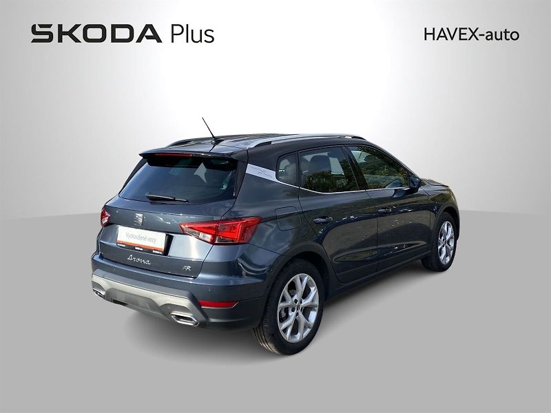 Seat Arona (2023) 1.0 TSI DSG FR - fotka 2 z 35
