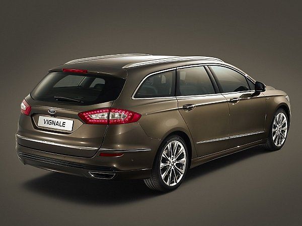 Ford Vignale Mondeo.