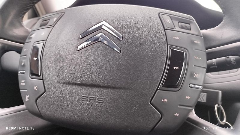 Citroën C5 (2009) 2.0 16v   - fotka 14 z 23