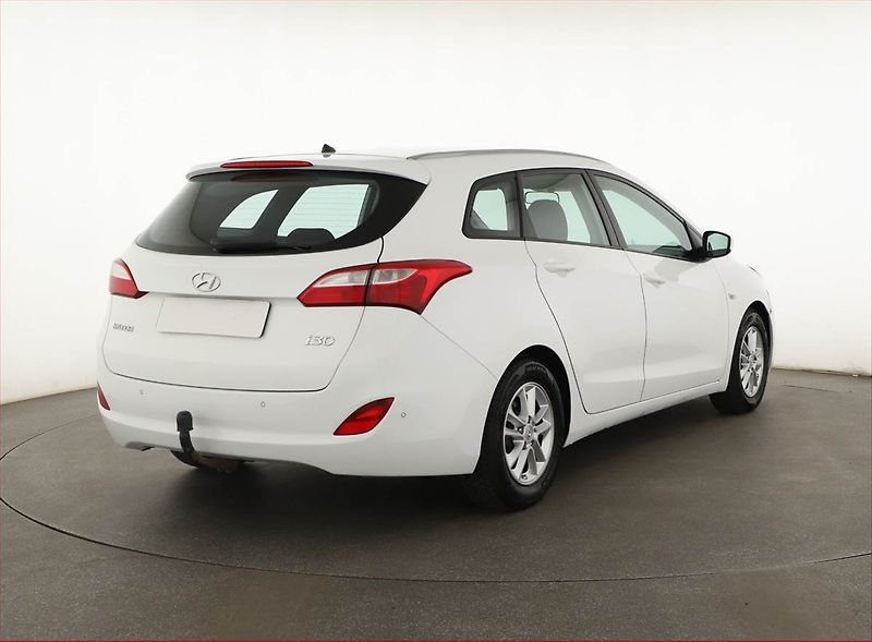 Hyundai i30 (2016) 1.6 CRDi, Serv.kniha, Tempomat - fotka 5 z 13