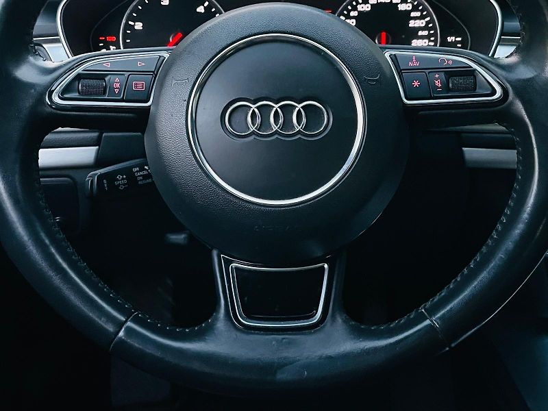 Audi A7 3.0TDI AUT 4x4 KAMERA TAŽNÉ - fotka 25 z 50