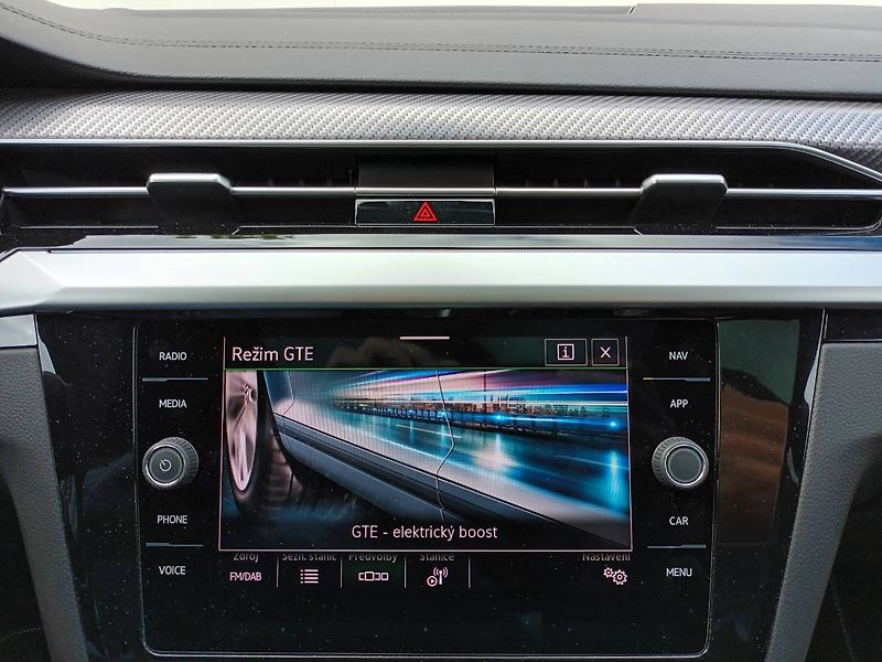 Volkswagen Arteon Shooting Brake (2024) Arteon SB R-Line 1.4 TSI 115 / - fotka 15 z 29