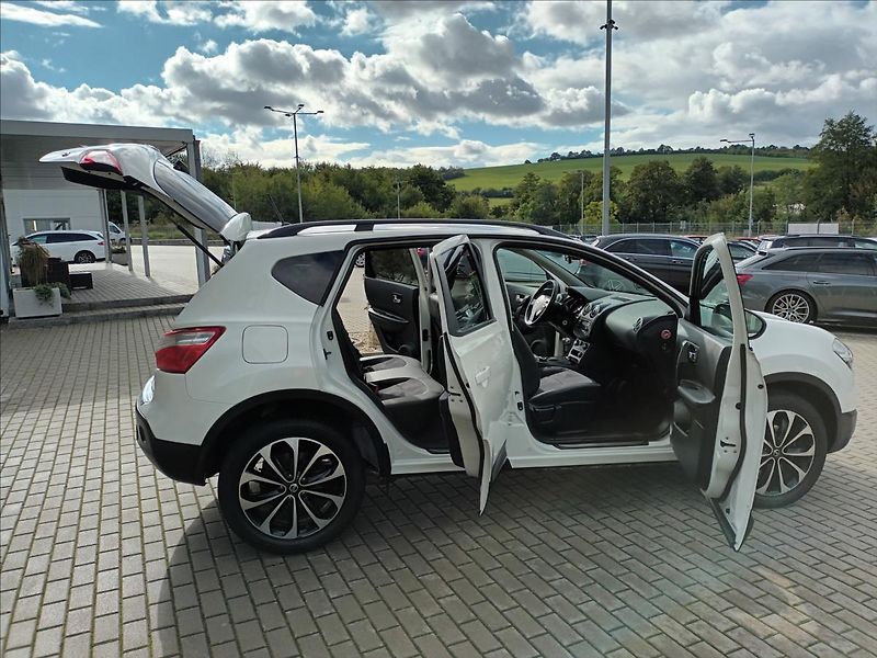 Nissan Qashqai 2,0 dCi 110 kW Automat,4X4,TZ - fotka 9 z 40