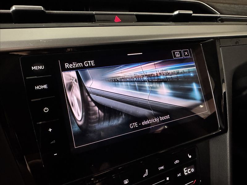 Volkswagen Arteon Shooting Brake 1,4 TSi  DSG eHybrid Elegance - fotka 36 z 44