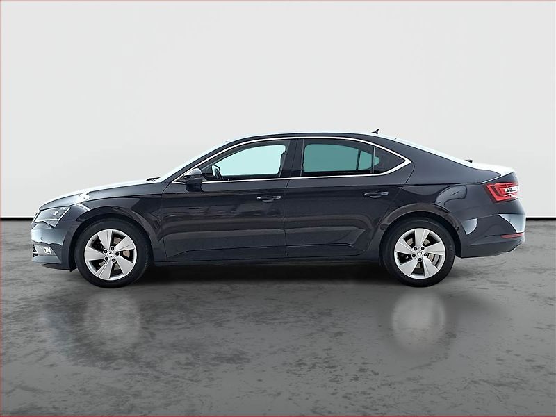 Škoda Superb (2018) 1.6 TDI, Automat, Kůže - fotka 3 z 22