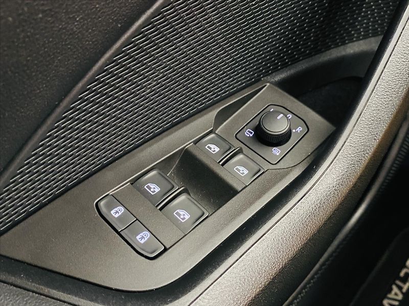 Škoda Octavia 2,0 TDI 110kW DSG Style Plus - fotka 20 z 30