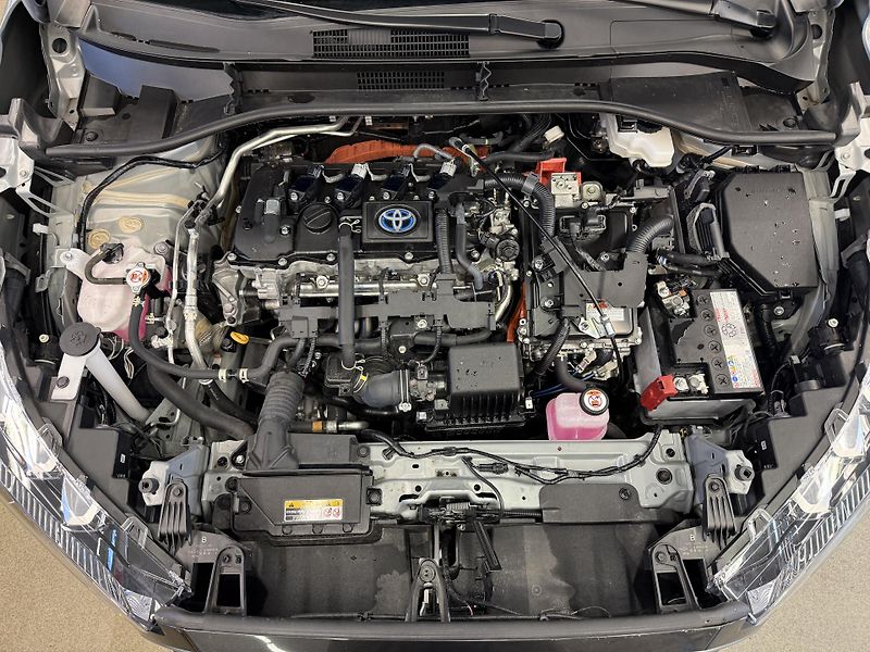 Toyota Corolla Cross 1.8l Hybrid 72 kW - fotka 22 z 22