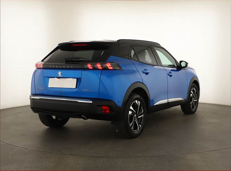 Peugeot 2008 (2020) GT Line 1.5 BlueHDi, Automat - fotka 5 z 18