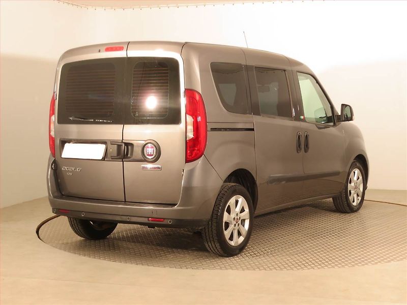 Fiat Dobló (2018) 1.6 MultiJet, 5Míst, SR - fotka 5 z 15