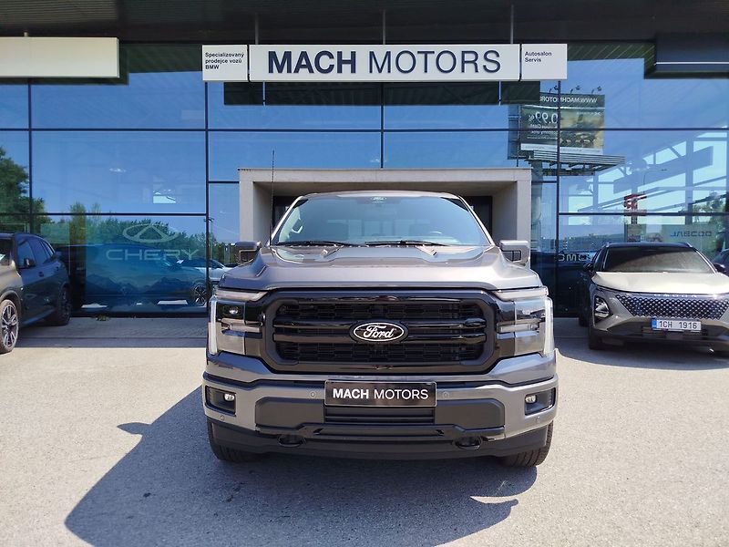 Ford F-150 (2025) Lariat 5,0 298 kW - fotka 8 z 22