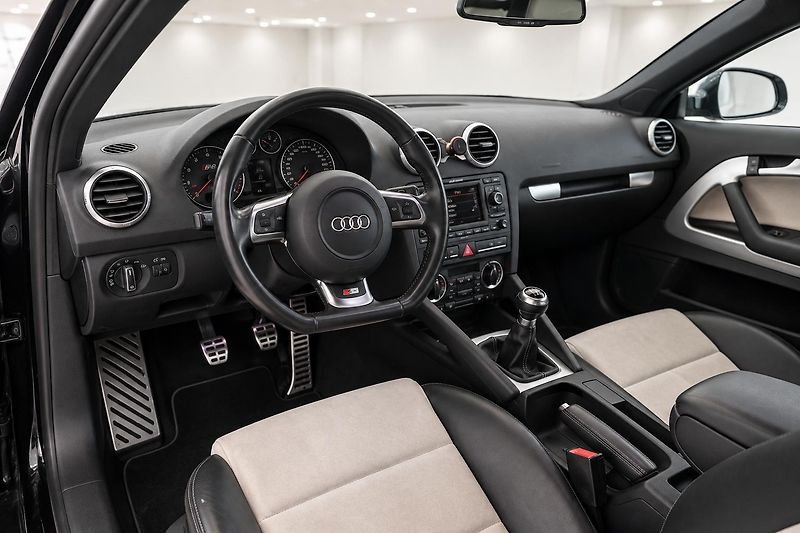 Audi S3 (2006) - fotka 15 z 22