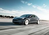 Auto roku 2019 - Tesla Model 3