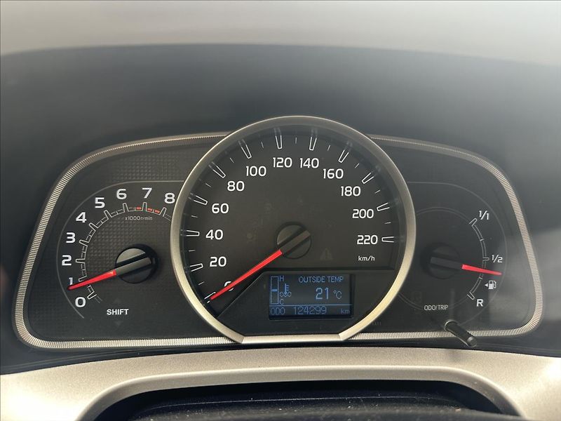 Toyota RAV4 2,0 4x4 TAŽNÉ - fotka 15 z 24