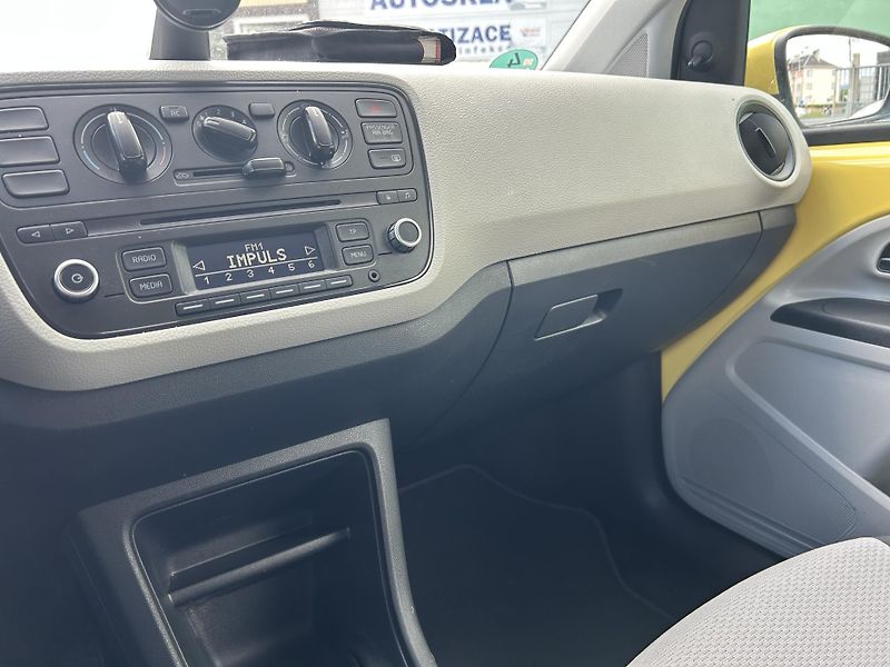 Seat Mii (2012) 1.0 MPI 44 KW KLIMATIZACE - fotka 16 z 18