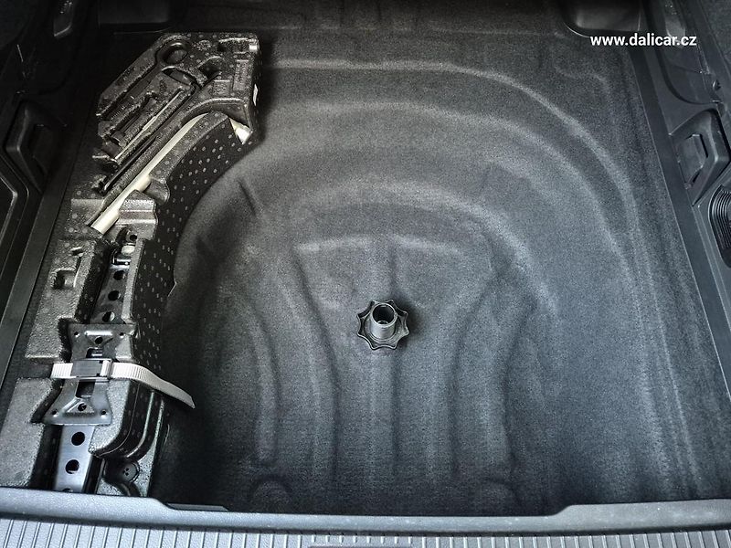 Volkswagen Passat Variant (2018) 1.4TSi 110KW ComfortLine  - fotka 21 z 54
