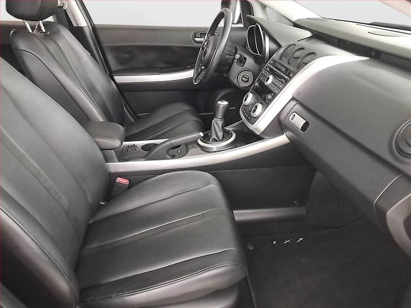 Mazda CX-7 (2008) 2.3 DISI Turbo, 4X4 - fotka 9 z 20