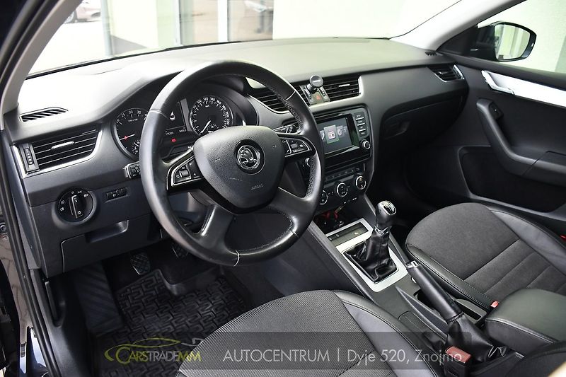 Škoda Octavia 2.0TDi PDC KESSY  - fotka 10 z 38