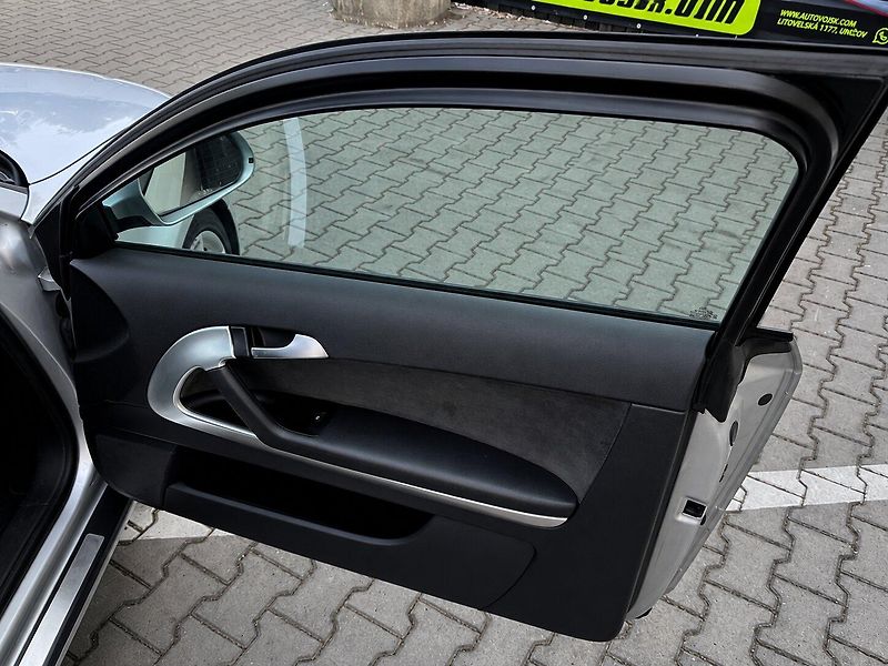Audi A3 2,0 TFSi (147kW)*4x4*AUTOMAT* - fotka 15 z 15