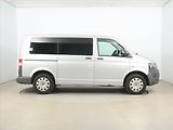 Volkswagen Transporter (2011) 2.0 TDI, Bus, 9Míst - náhled 6