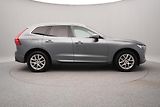 Volvo XC60 D4 AWD MOMENTUM PRO  - náhled 11