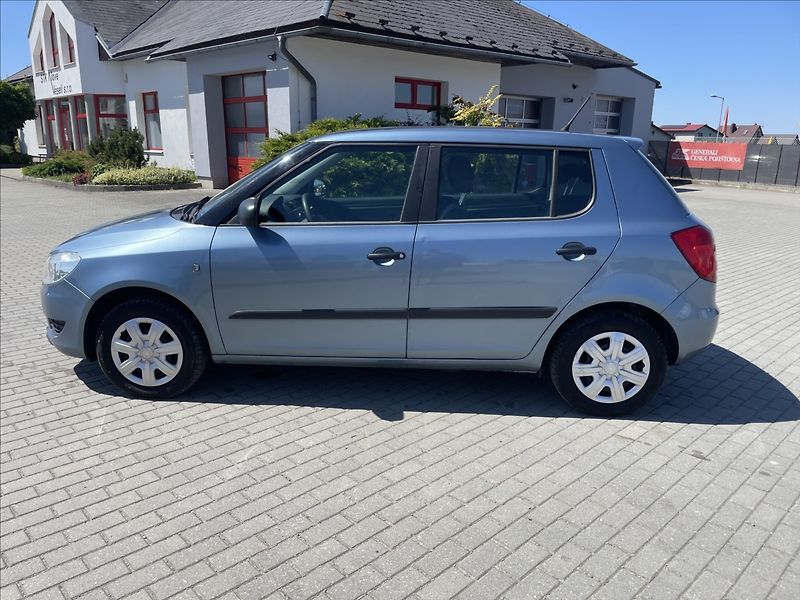 Škoda Fabia 1,4 i 16V 63kw Klima ESP Ambie - fotka 2 z 29