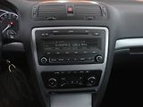Škoda Octavia (2012) 1.6 TDI, nová STK, v provozu - náhled 12