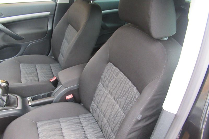 Škoda Octavia 2.0 TDI AUT. KLIMA  - fotka 11 z 14