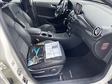 Mercedes-Benz Třídy B 2,2 CDi B200 Premium Automat L - náhled 13