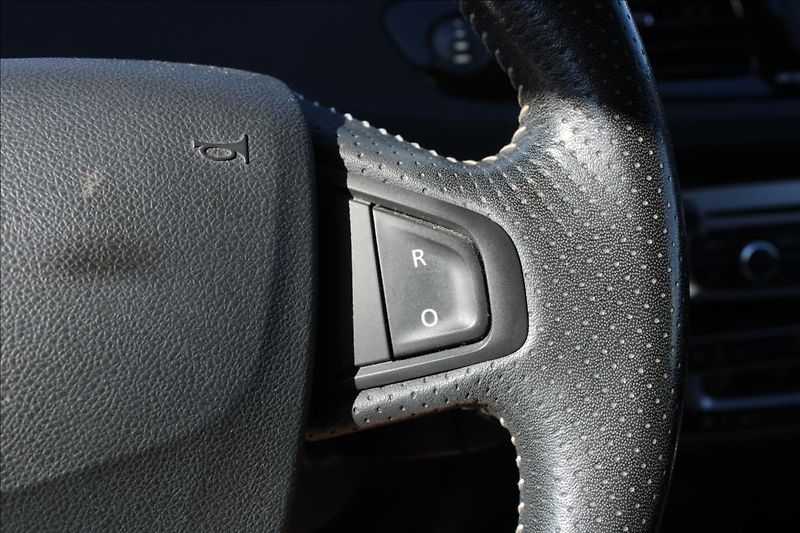 Renault Scénic 1,5 DCi  AUTOMAT, STK 12/2027 - fotka 22 z 33