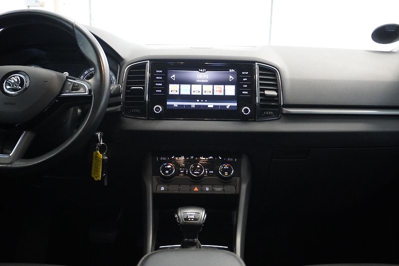 Škoda Karoq 1.6 TDi DSG 7 - fotka 22 z 28
