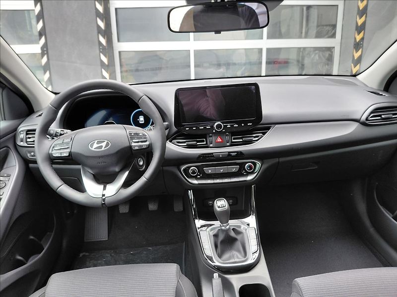 Hyundai i30 (2026) WG 26 1,0 T-GDI MT SMART - fotka 10 z 22