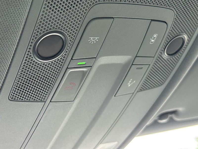 Audi A3 (2022) 1.0 TSI MHEV Basis - fotka 25 z 30