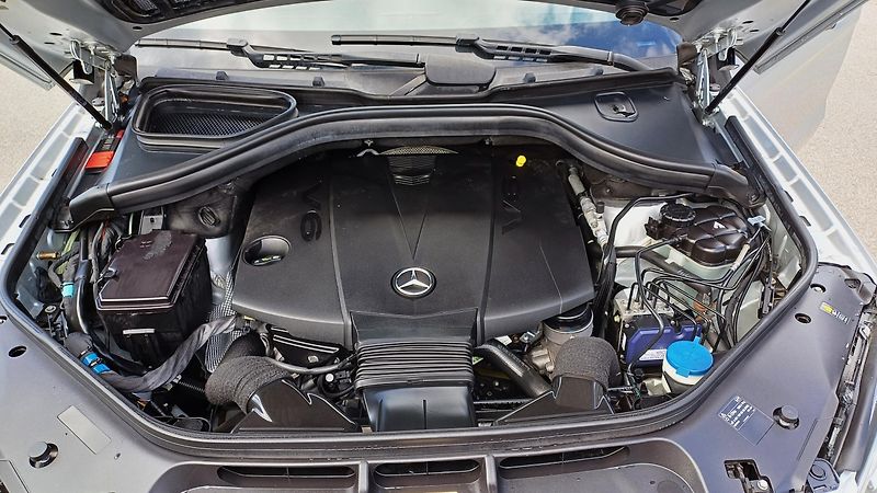 Mercedes-Benz Třídy M ML 350CDI 190kW NEHAV-NELAK-ČR - fotka 24 z 25