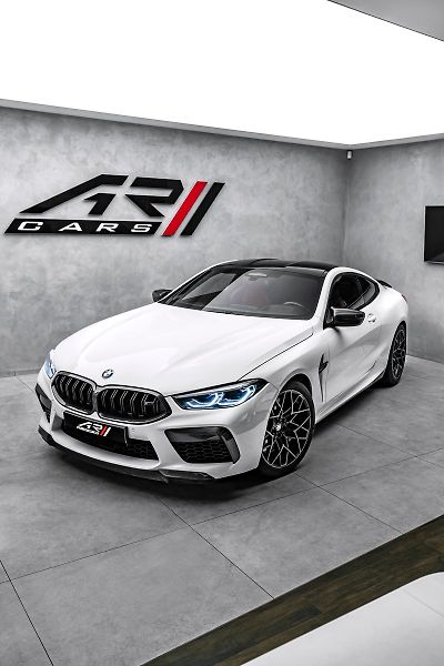 BMW M8 - fotka 8 z 26
