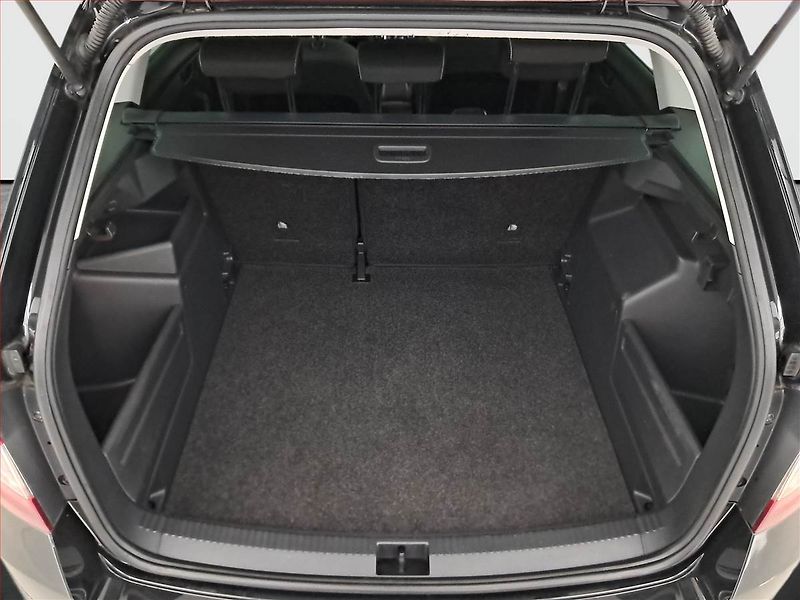 Škoda Fabia (2019) Style 1.0 TSI, Navi, Tempomat - fotka 14 z 19