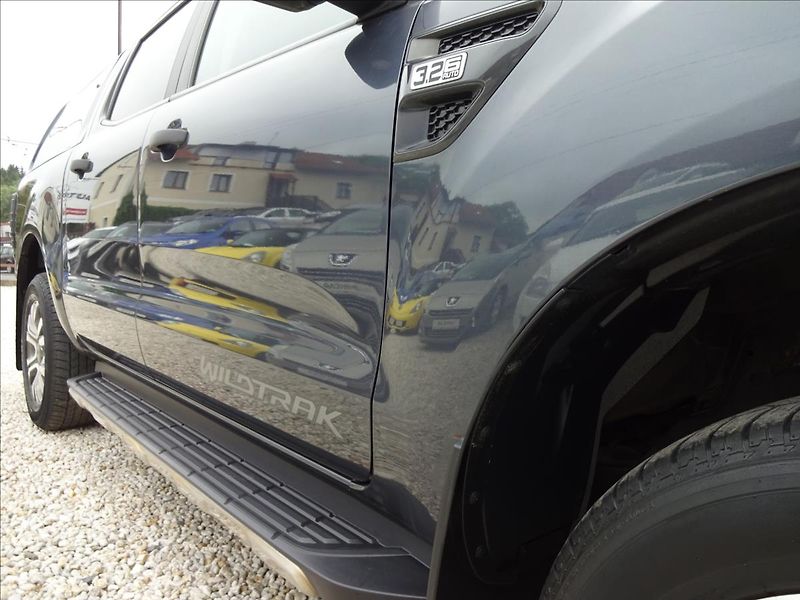 Ford Ranger 3,2 TDCi 147kW WILDTRACK - fotka 9 z 58