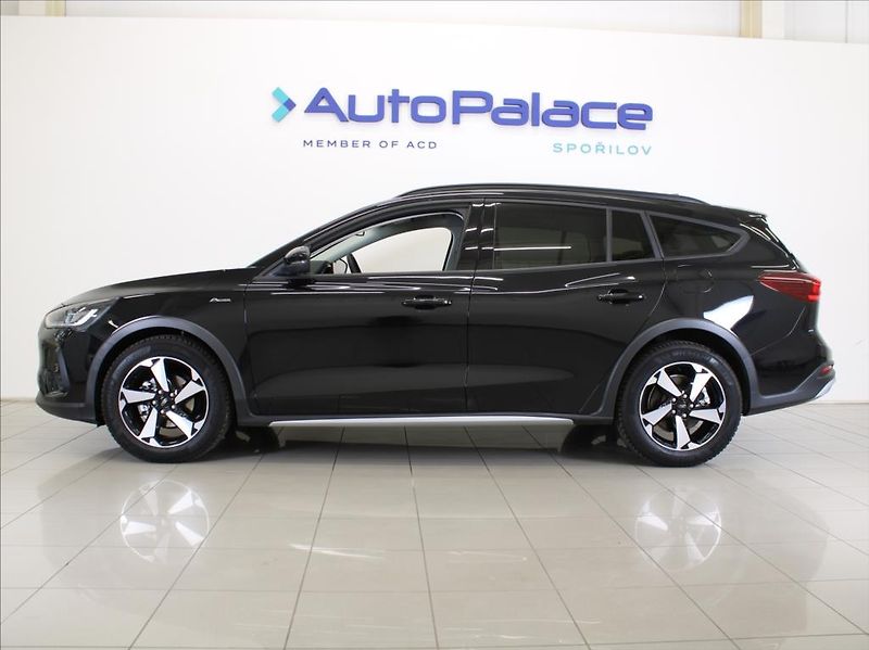 Ford Focus 1,0 EB 155k. AT Active 9770km! - fotka 5 z 23