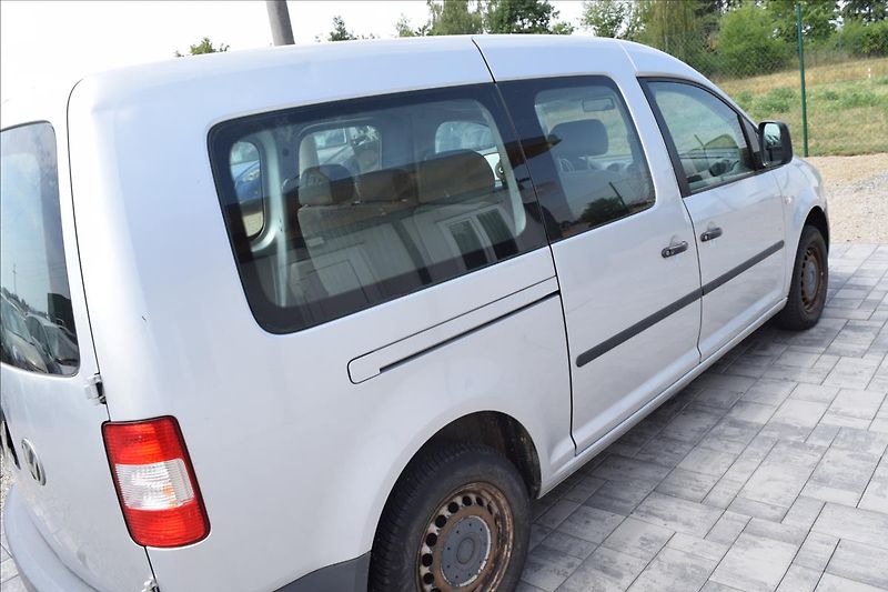Volkswagen Caddy 1,9 TDI 77KW BEZ DPF A KOROZE - fotka 5 z 41