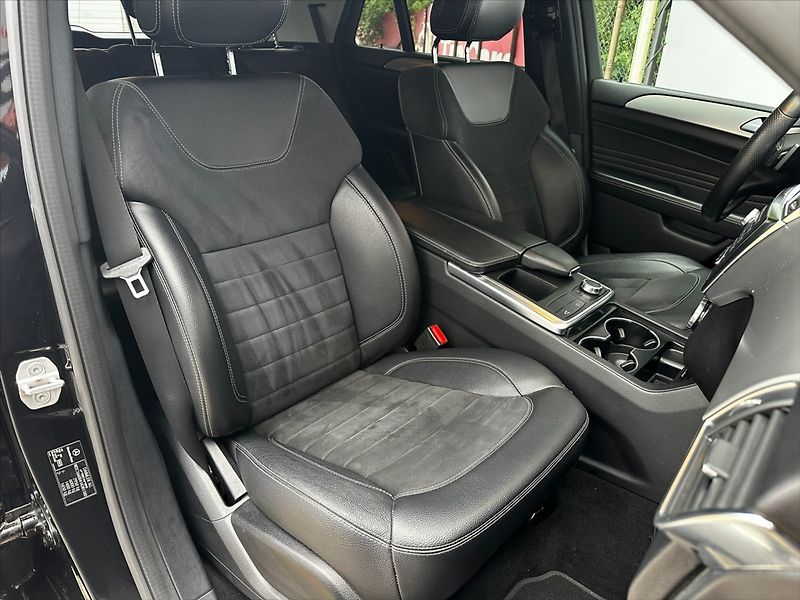 Mercedes-Benz Třídy M 2,2 ML 250CDI 150kW-SERVIS!! - fotka 13 z 46