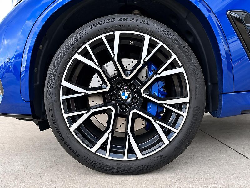 BMW X5 M Competition - fotka 34 z 34