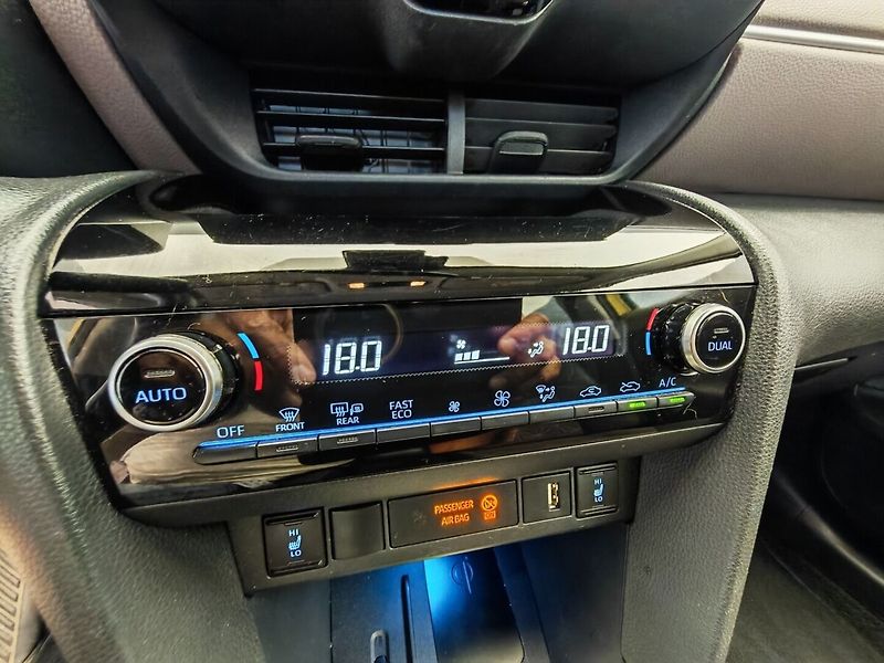 Toyota Yaris Cross 1.5 Hybrid - fotka 32 z 37