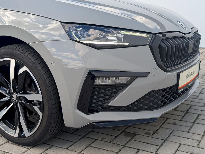 Škoda Scala (2025) 1,5 TSI / 110 kW Monte Carlo - fotka 16 z 30