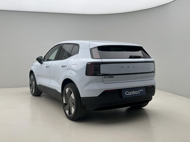 Volvo EX30 (2026) EX30 P8 AWD electric PLUS - fotka 9 z 47