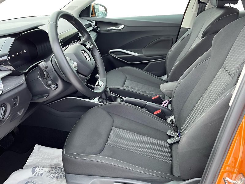 Škoda Fabia Top Selection 1.0 TSI 85kW DSG - fotka 11 z 22