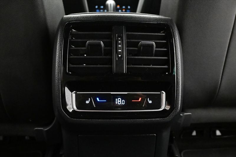 Volkswagen Passat 2,0 TDI 147kW 4x4 DSG Alltrack - fotka 22 z 33