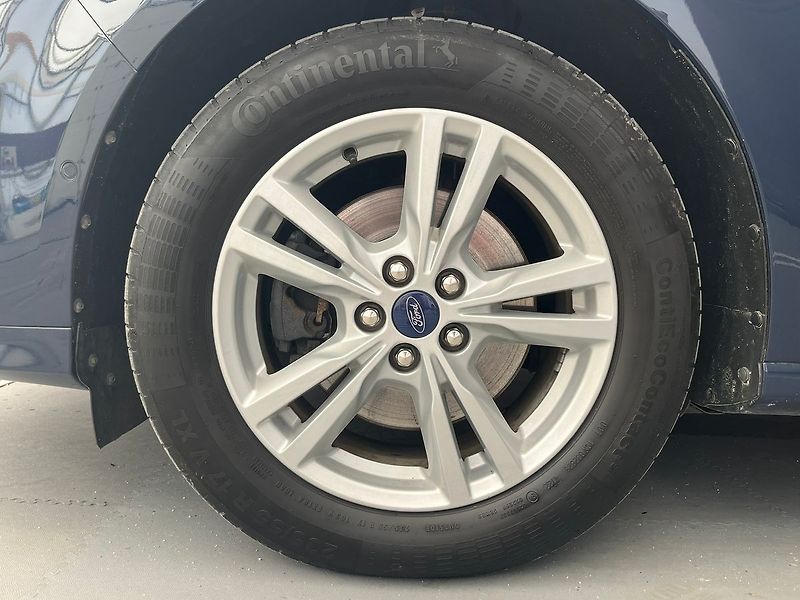 Ford S-MAX 2.0 EB Titanium mauál - fotka 46 z 51