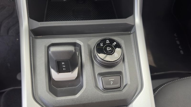 Dacia Bigster (2026) Journey Hybrid-G 150 4x4 - fotka 16 z 19