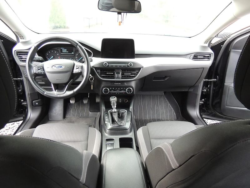 Ford Focus (2020) Combi 1.0i,92kw,ČR,1.majitel - fotka 12 z 42
