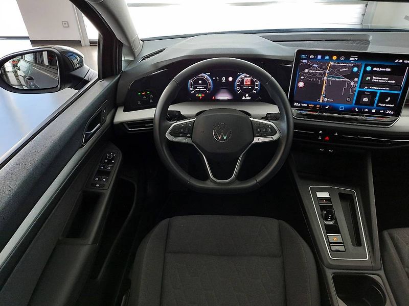 Volkswagen Golf Variant (2025) People 1.5 eTSI (85kW/116k) DS - fotka 11 z 25